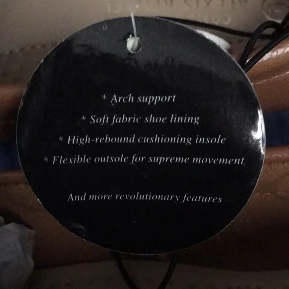 Comfort By ALEXIS BENDEL size 7 cognac moccasin - Picture 8 of 8